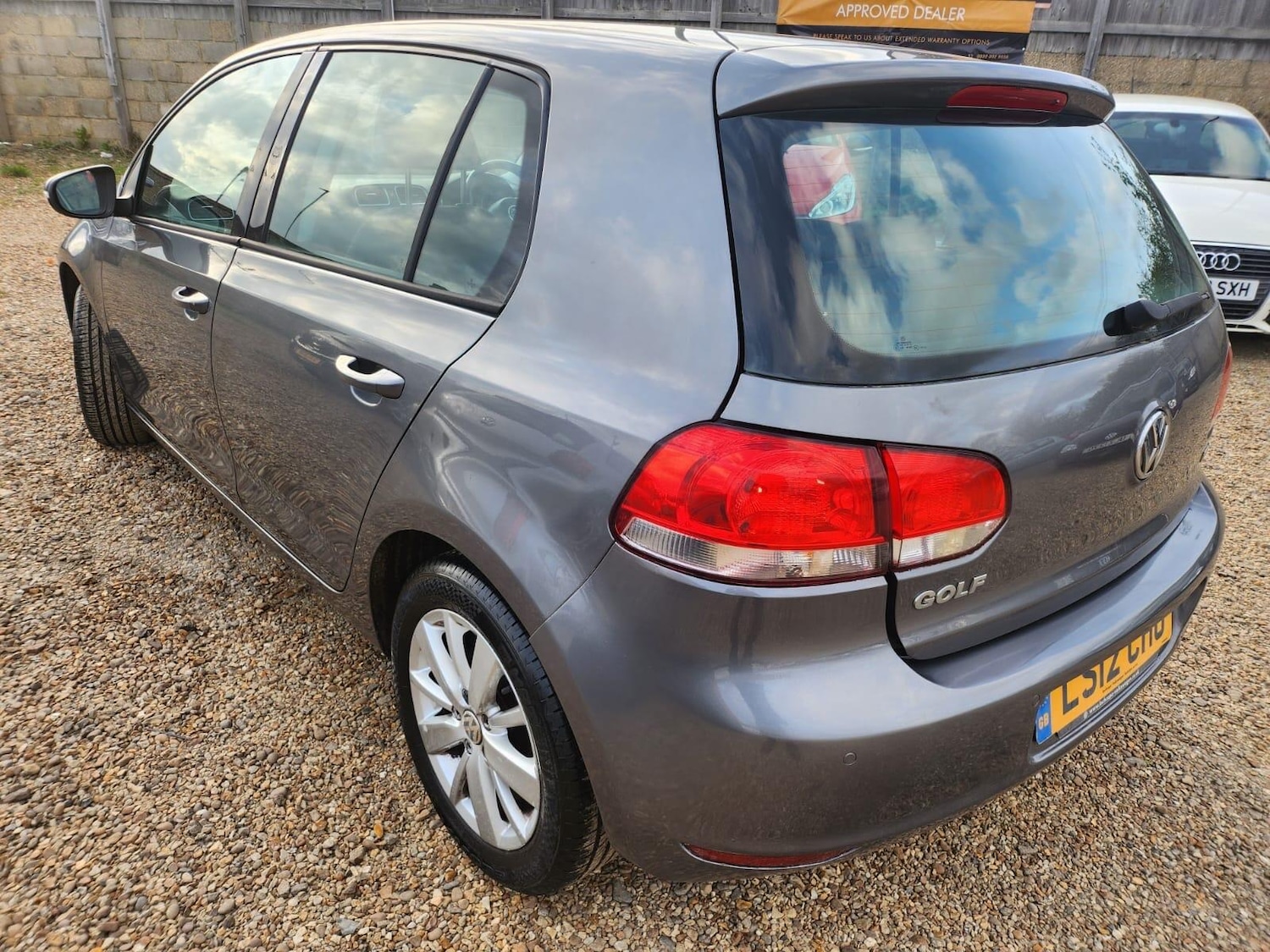 Used Volkswagen Golf for sale - 78136161: Photo 4