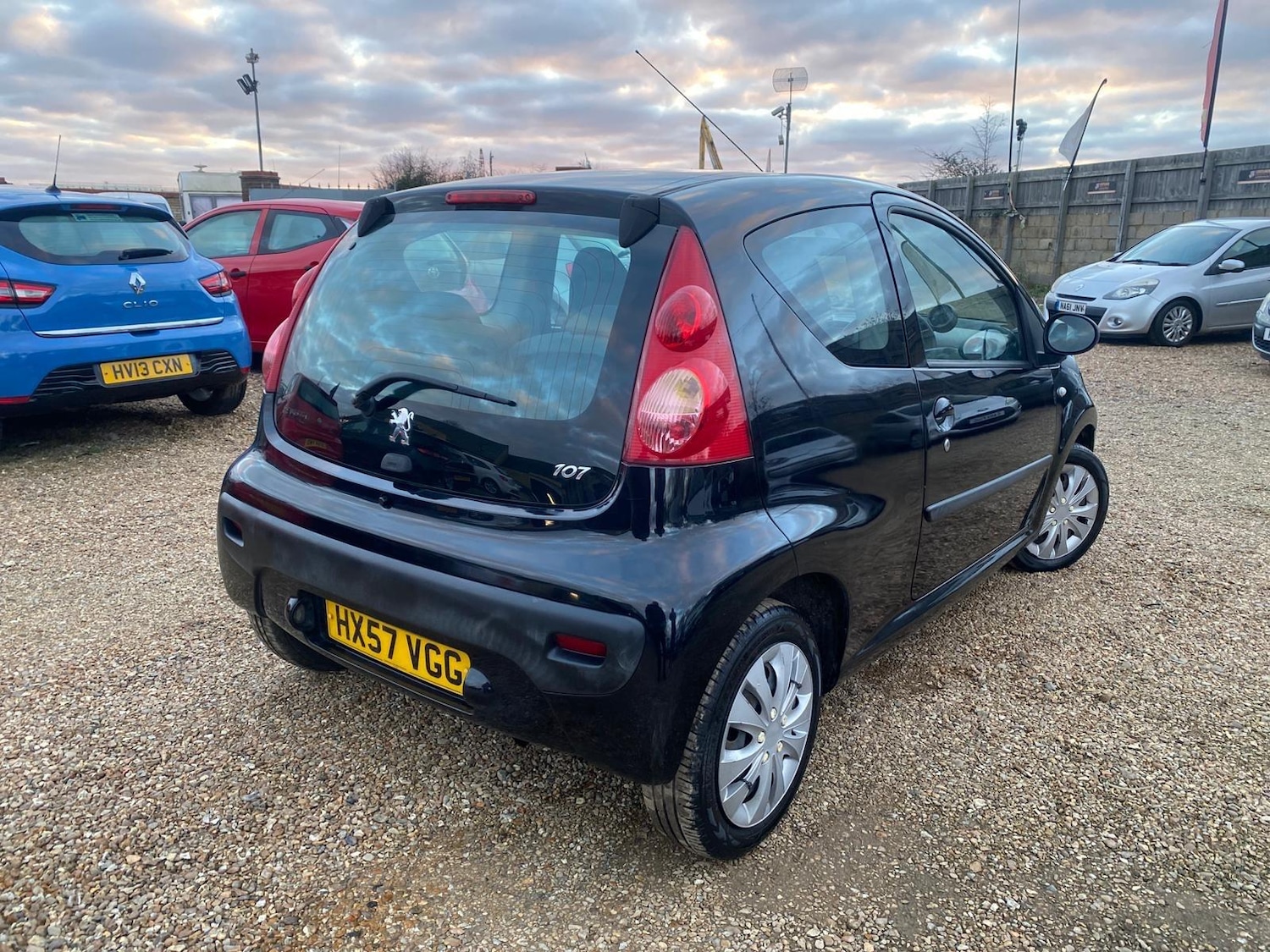 Used Peugeot 107 2008 for sale - 77084342: Photo 2