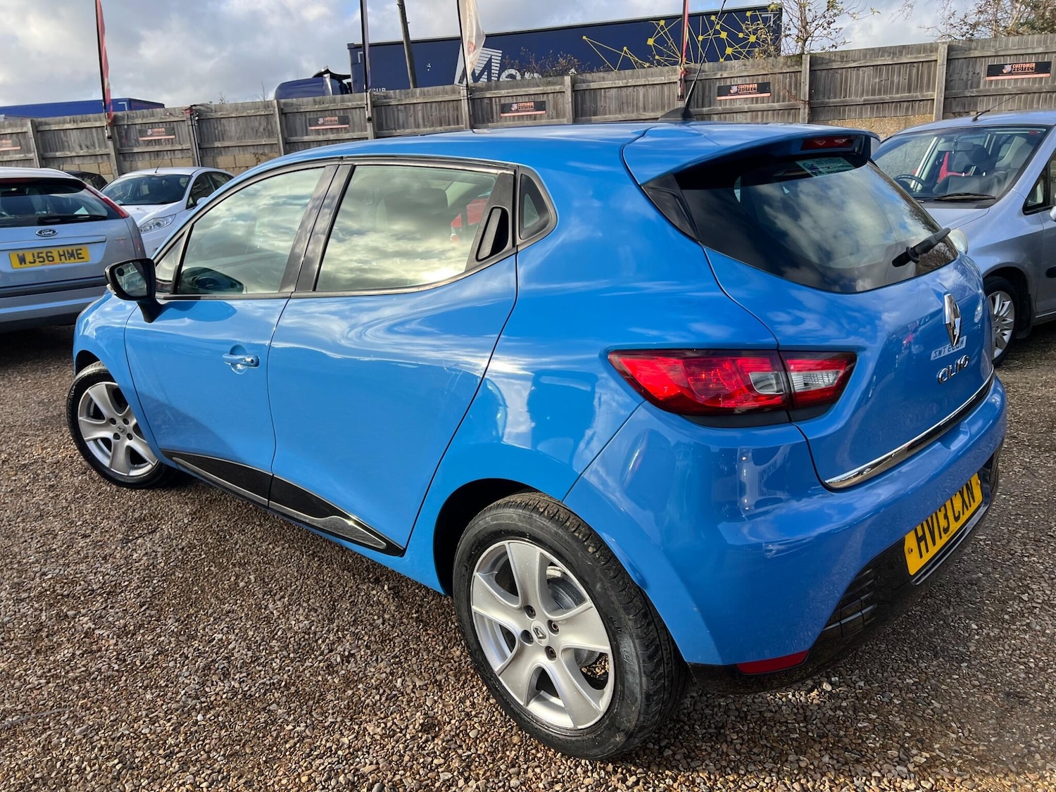 Used Renault Clio 2013 for sale - 76743125: Photo 17