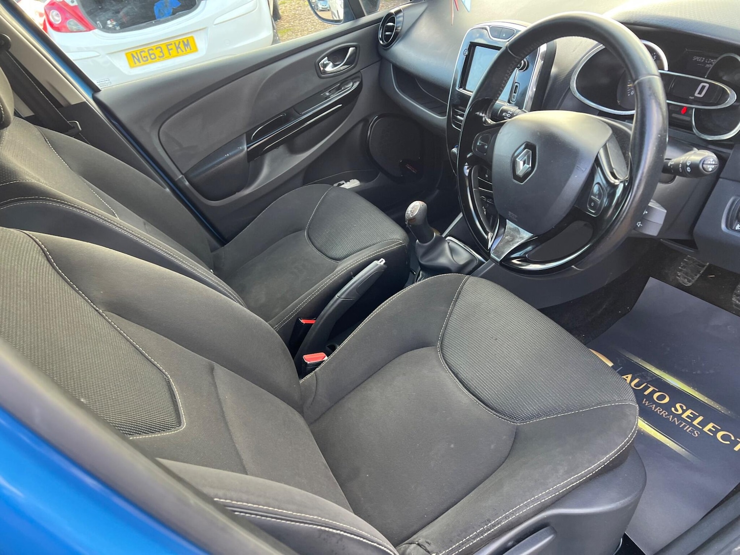 Used Renault Clio 2013 for sale - 76743125: Photo 29