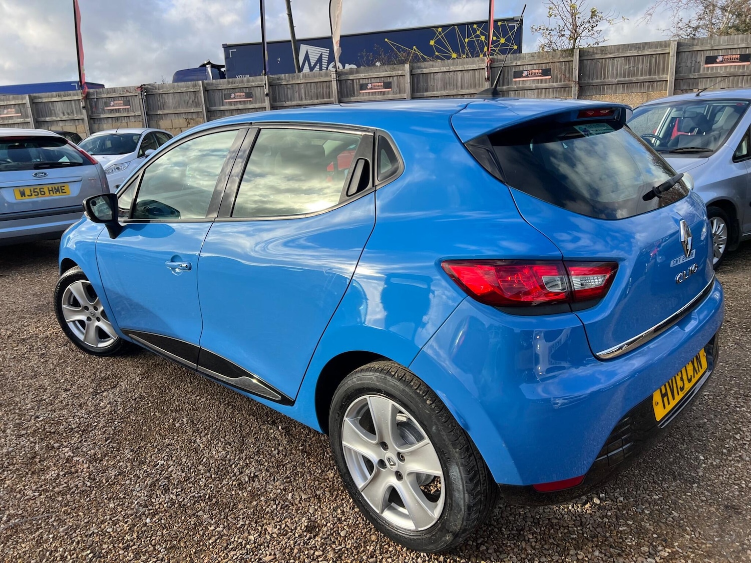 Used Renault Clio 2013 for sale - 76743125: Photo 3