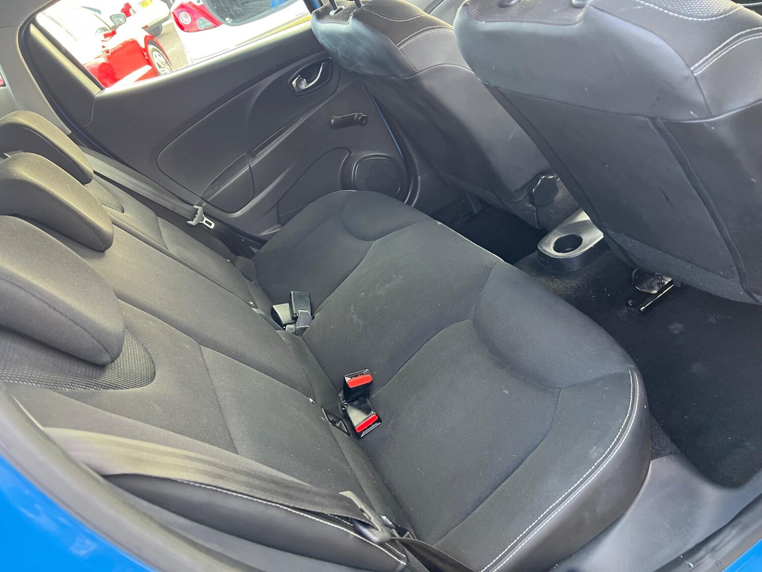 Used Renault Clio 2013 for sale - 76743125: Photo 30