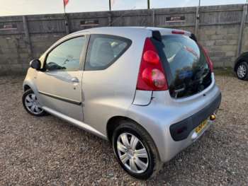 Used Peugeot 107 2009 for sale - 74920607: Photo