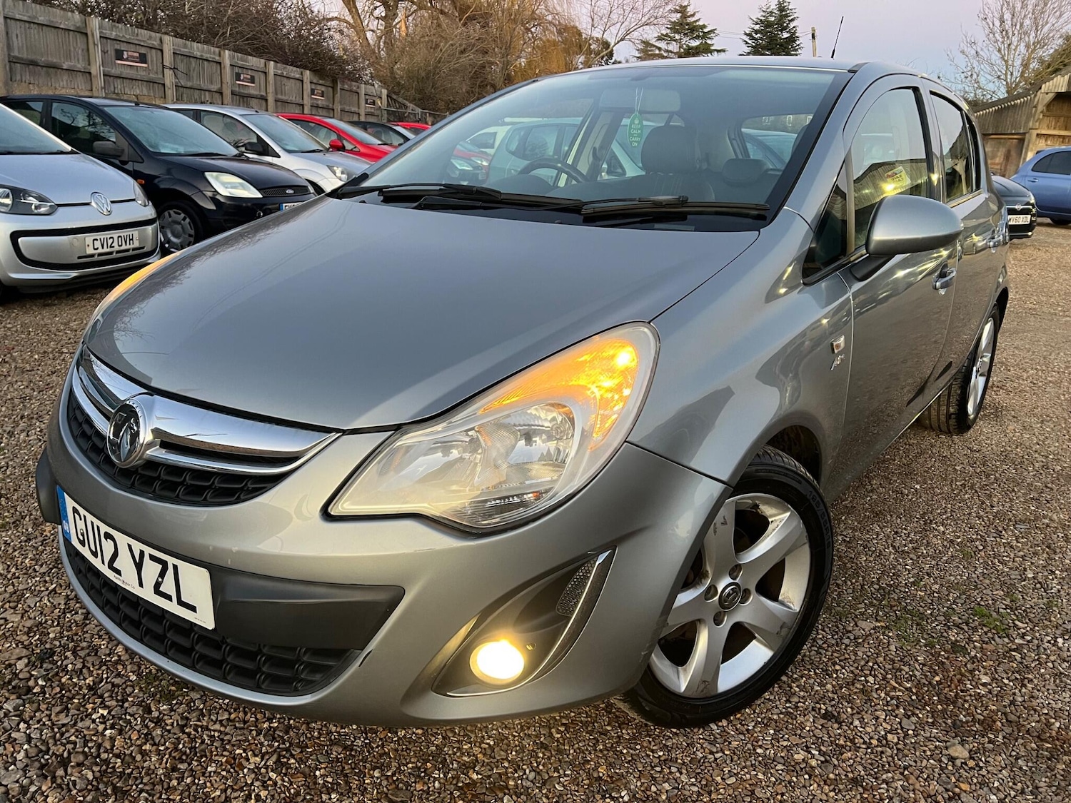Used Vauxhall Corsa 2012 for sale - 77090897: Photo 1