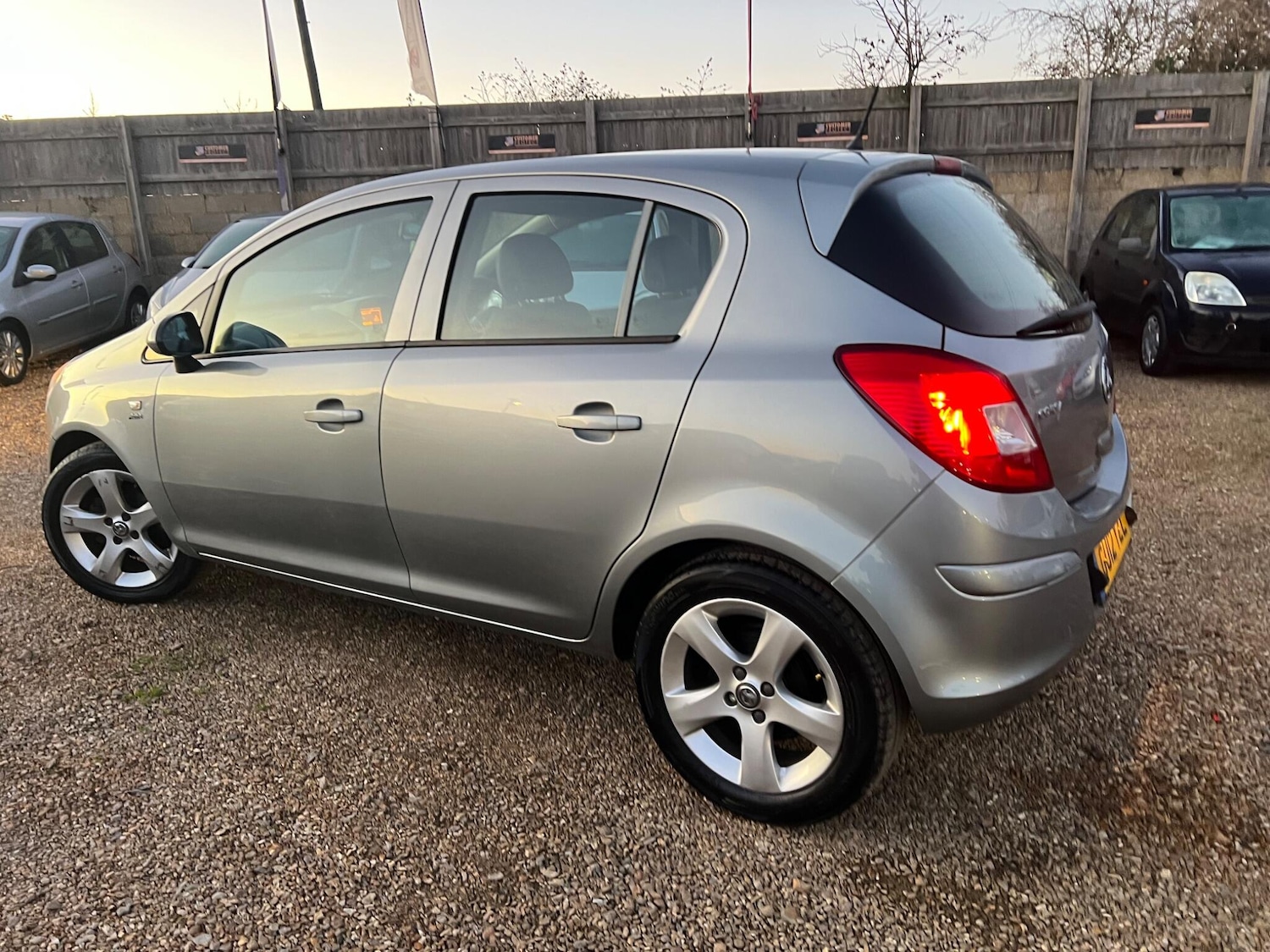 Used Vauxhall Corsa 2012 for sale - 77090897: Photo 11