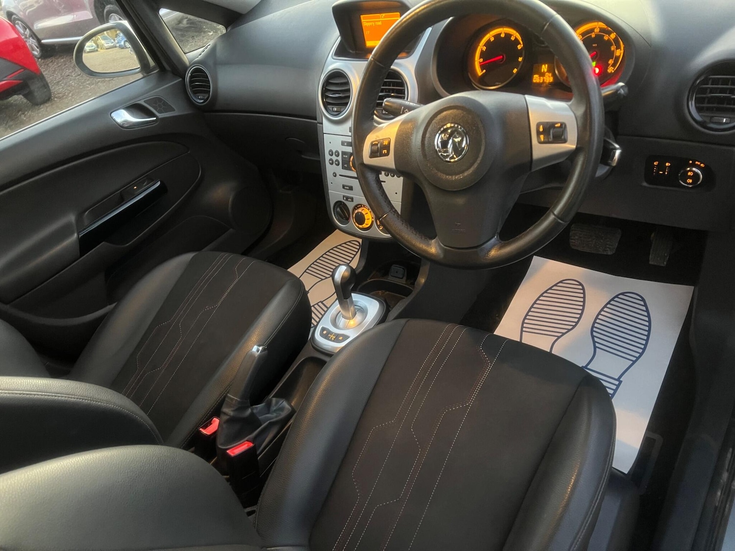 Used Vauxhall Corsa 2012 for sale - 77090897: Photo 21