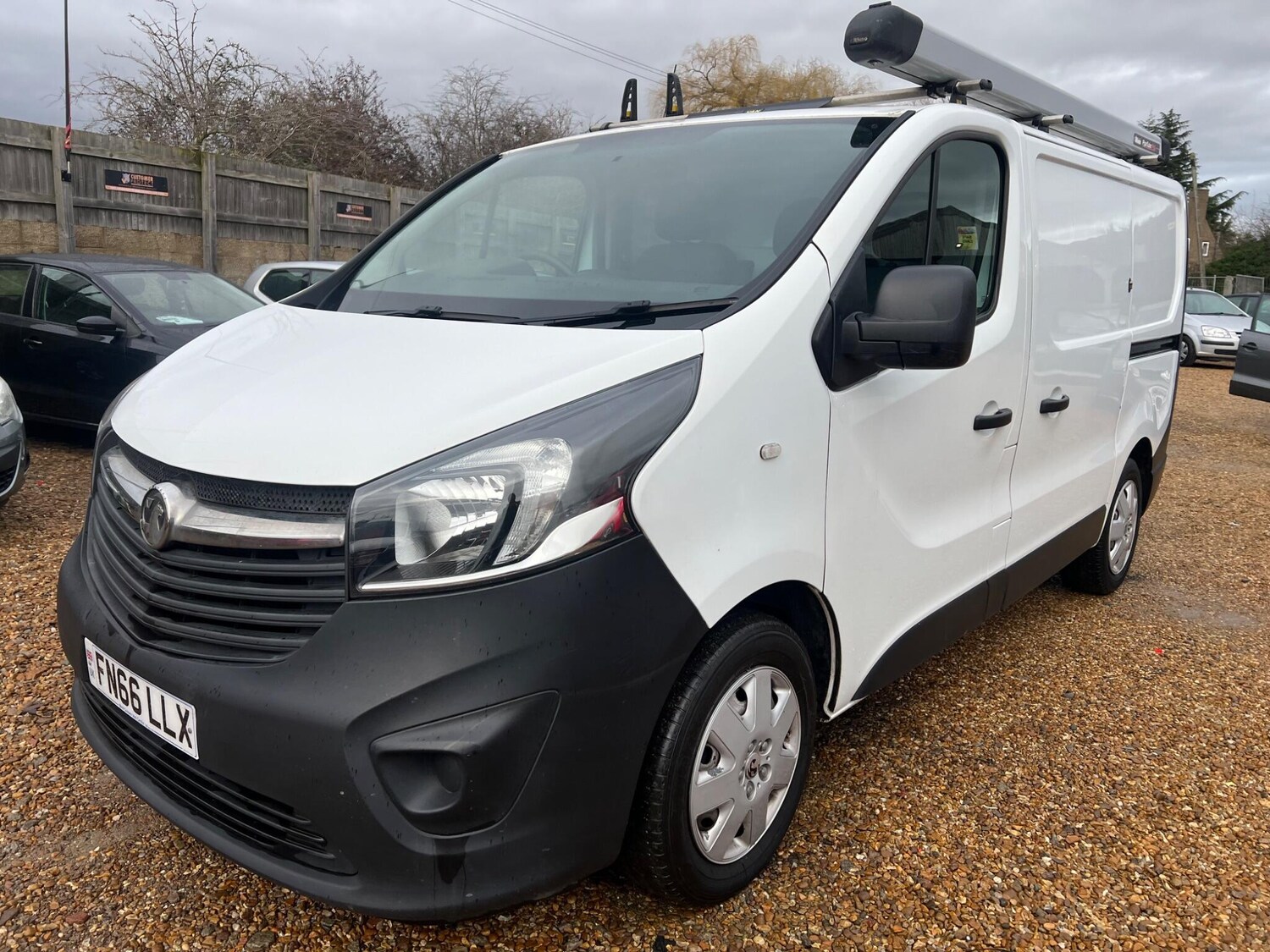 Used Vauxhall Vivaro 2016 for sale - 77925236: Photo 12