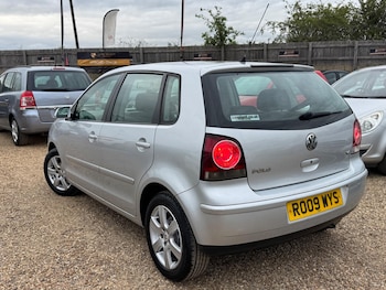 Used Volkswagen Polo 2009 for sale - 78291255: Photo