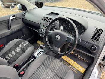 Used Volkswagen Polo 2009 for sale - 78291255: Photo