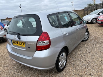 Used Honda Jazz 2004 for sale - 75609230: Photo