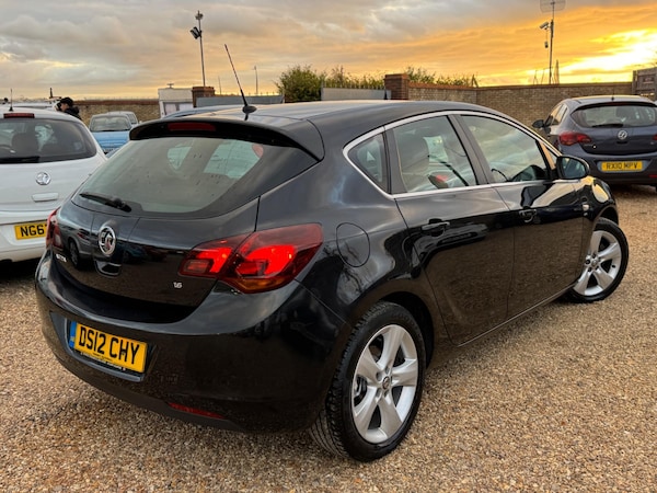 Used Vauxhall Astra 2012 for sale - 76179805: Photo 10
