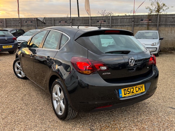 Used Vauxhall Astra 2012 for sale - 76179805: Photo 11