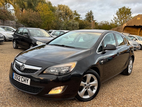 Used Vauxhall Astra 2012 for sale - 76179805: Photo 1