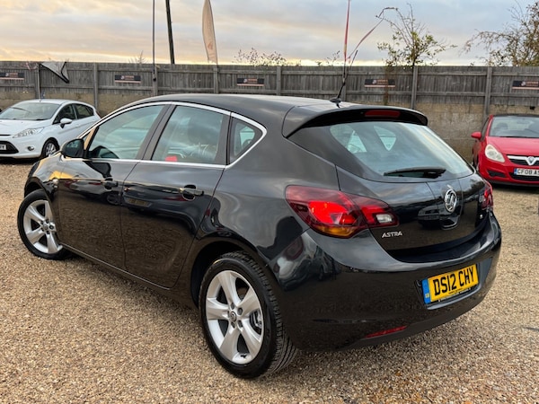 Used Vauxhall Astra 2012 for sale - 76179805: Photo 7