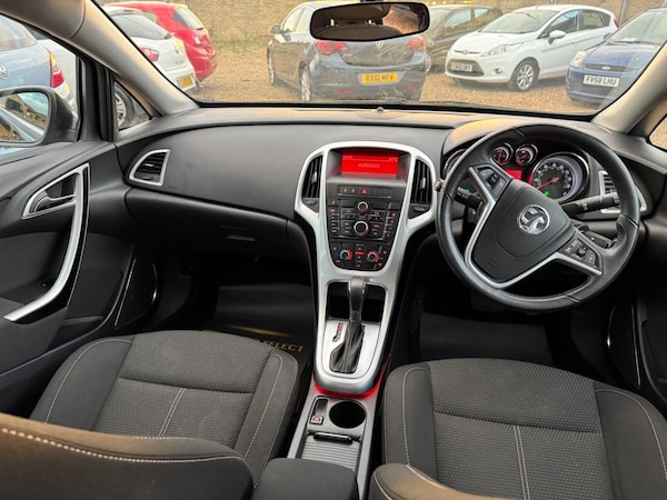 Used Vauxhall Astra 2012 for sale - 76179805: Photo 8
