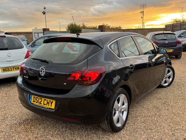 Used Vauxhall Astra 2012 for sale - 76179805: Photo 9