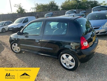 Used Renault Clio 2003 for sale - 79331488: Photo
