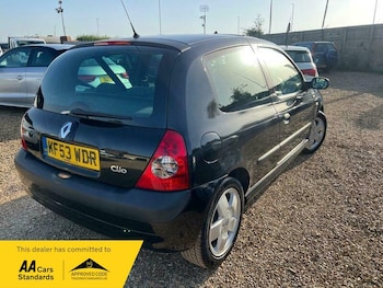 Used Renault Clio 2003 for sale - 79331488: Photo