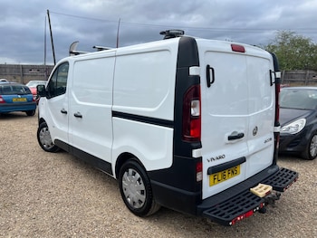 Used Vauxhall Vivaro 2016 for sale - 78374965: Photo