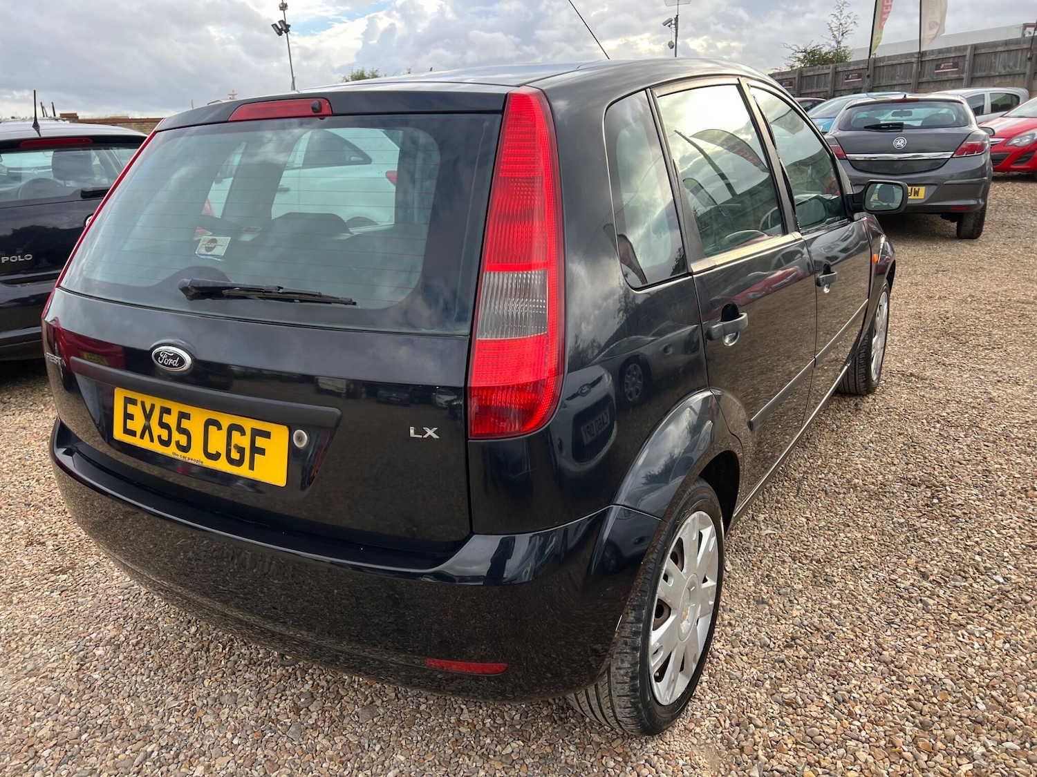 Used Ford Fiesta 2005 for sale - 76993287: Photo 11