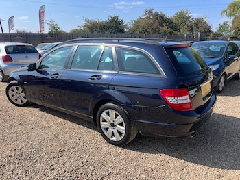 Used Mercedes-Benz C-Class 2010 for sale - 75543843: Photo