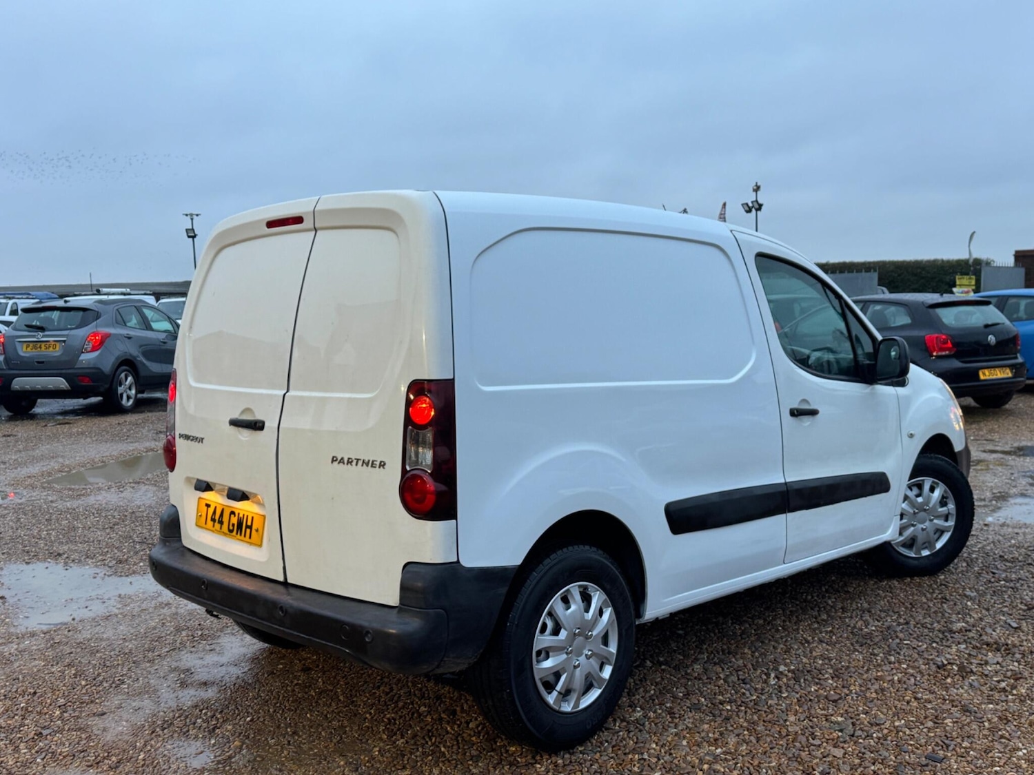 Used Peugeot Partner 2016 for sale - 77696261: Photo 13