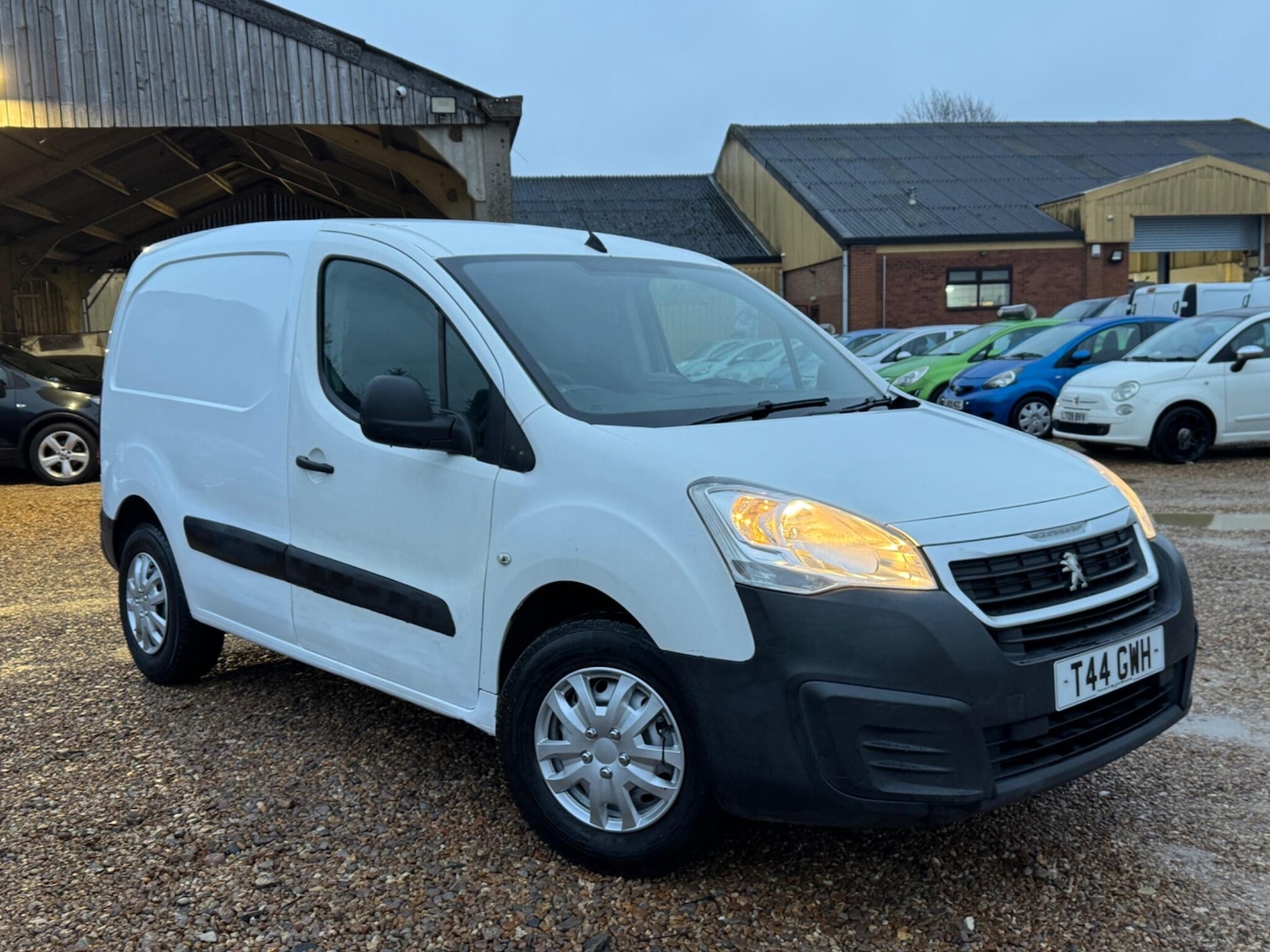 Used Peugeot Partner 2016 for sale - 77696261: Photo 19