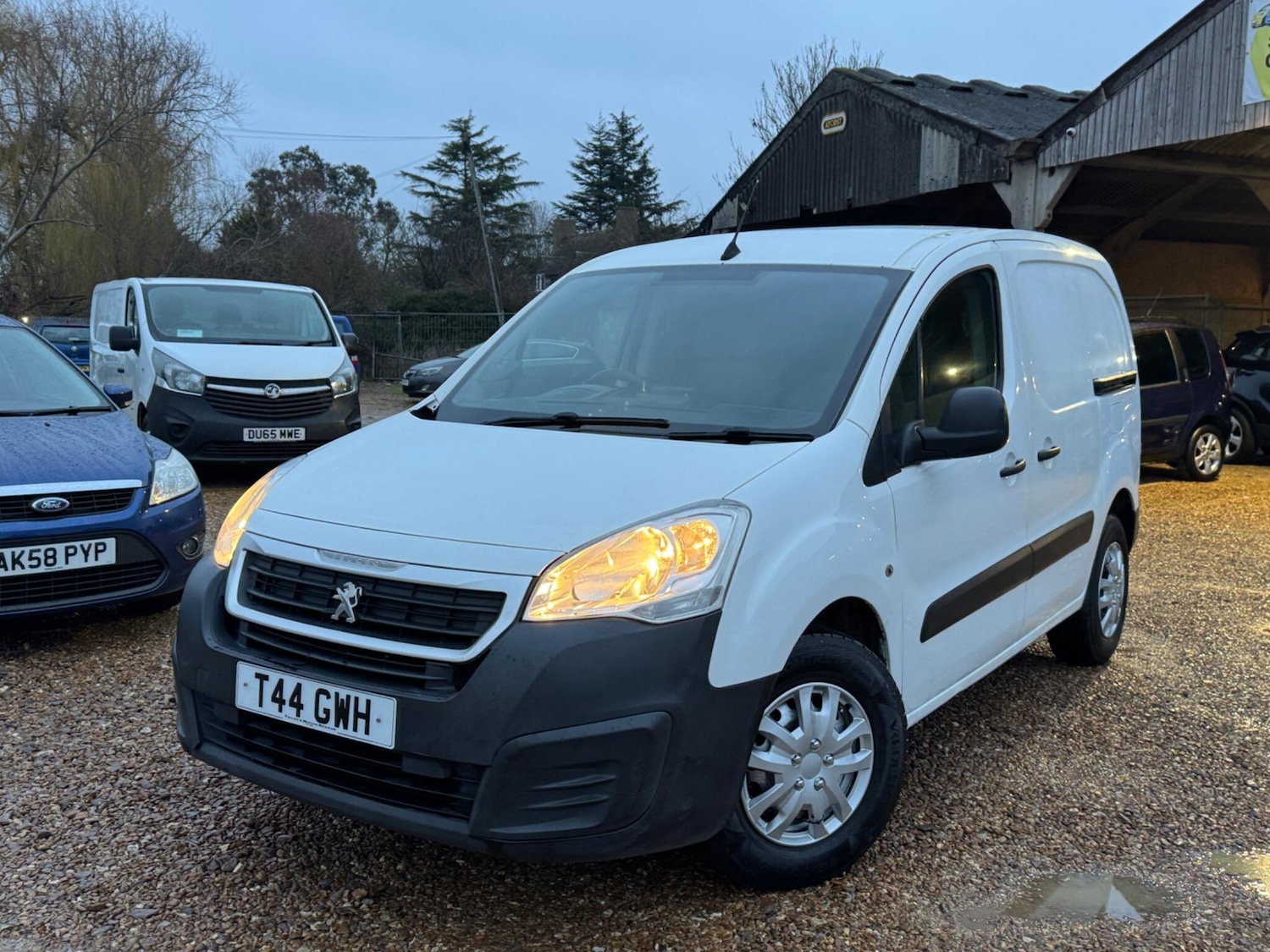 Used Peugeot Partner 2016 for sale - 77696261: Photo 6