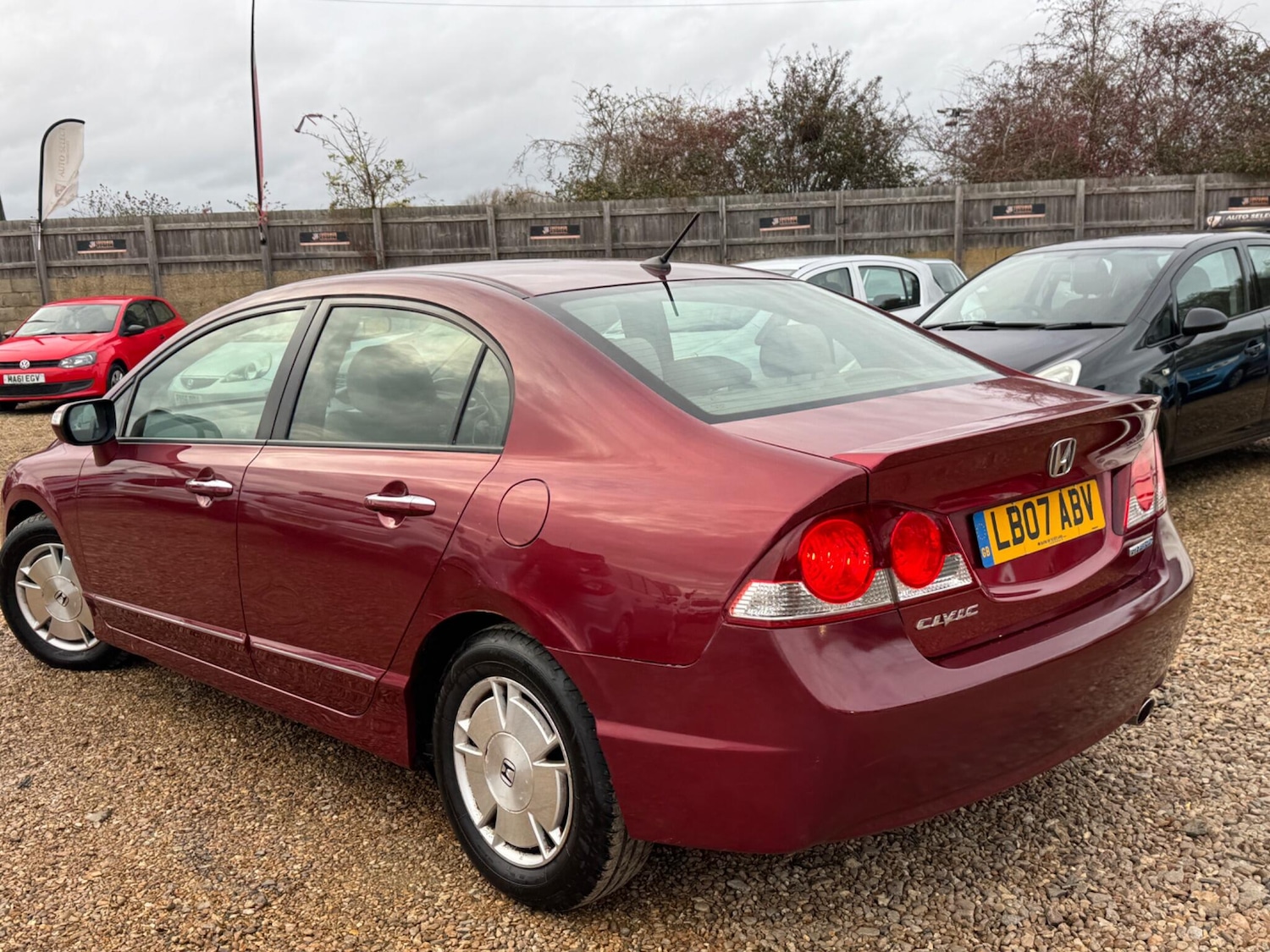 Used Honda Civic 2007 for sale - 76584995: Photo 2