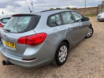 2011 (60) - 1.6 16V Exclusiv Sports Tourer Auto Euro 5 5dr