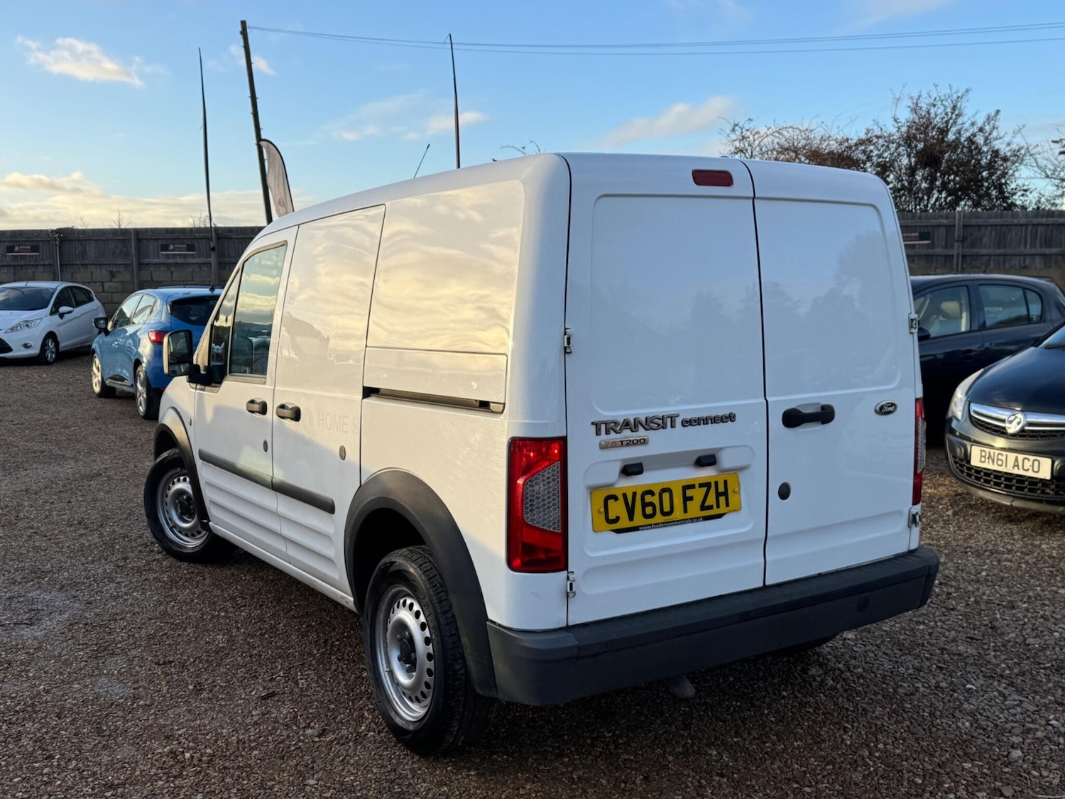 Used Ford Transit Connect 2010 for sale - 76715168: Photo 2
