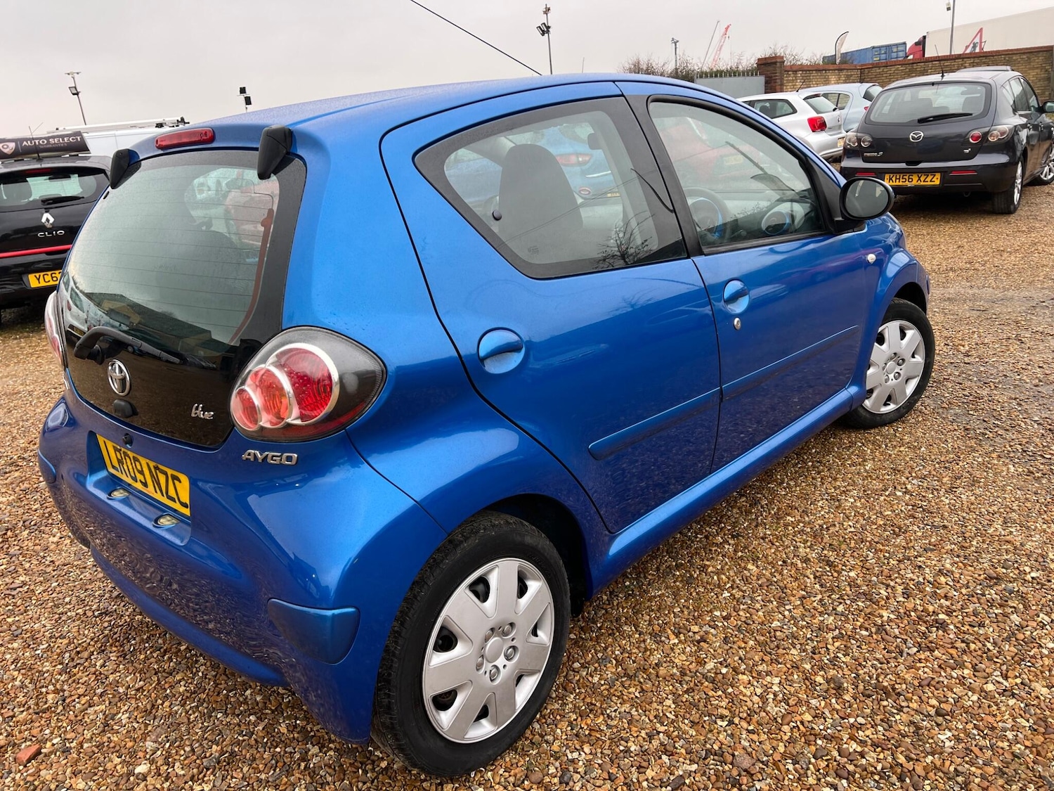 Used Toyota AYGO 2009 for sale - 77253960: Photo 10