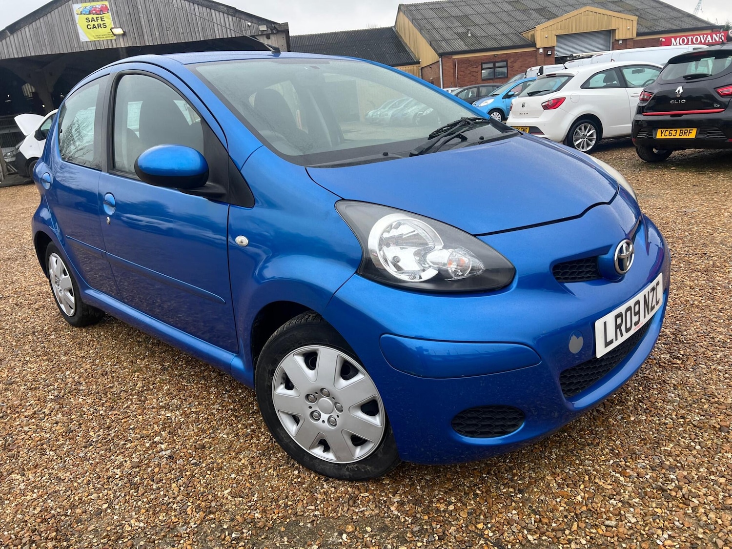 Used Toyota AYGO 2009 for sale - 77253960: Photo 15
