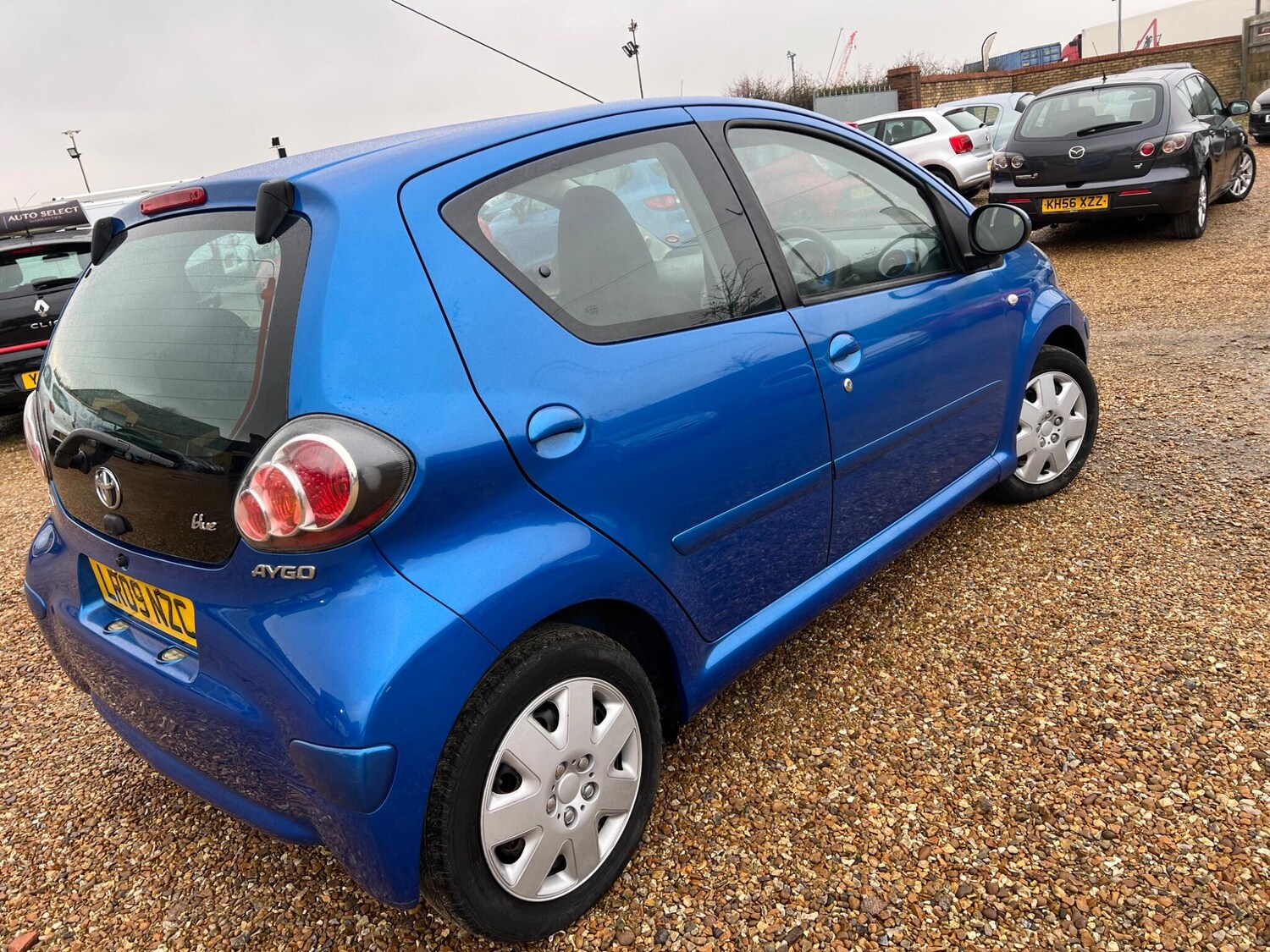 Used Toyota AYGO 2009 for sale - 77253960: Photo 2