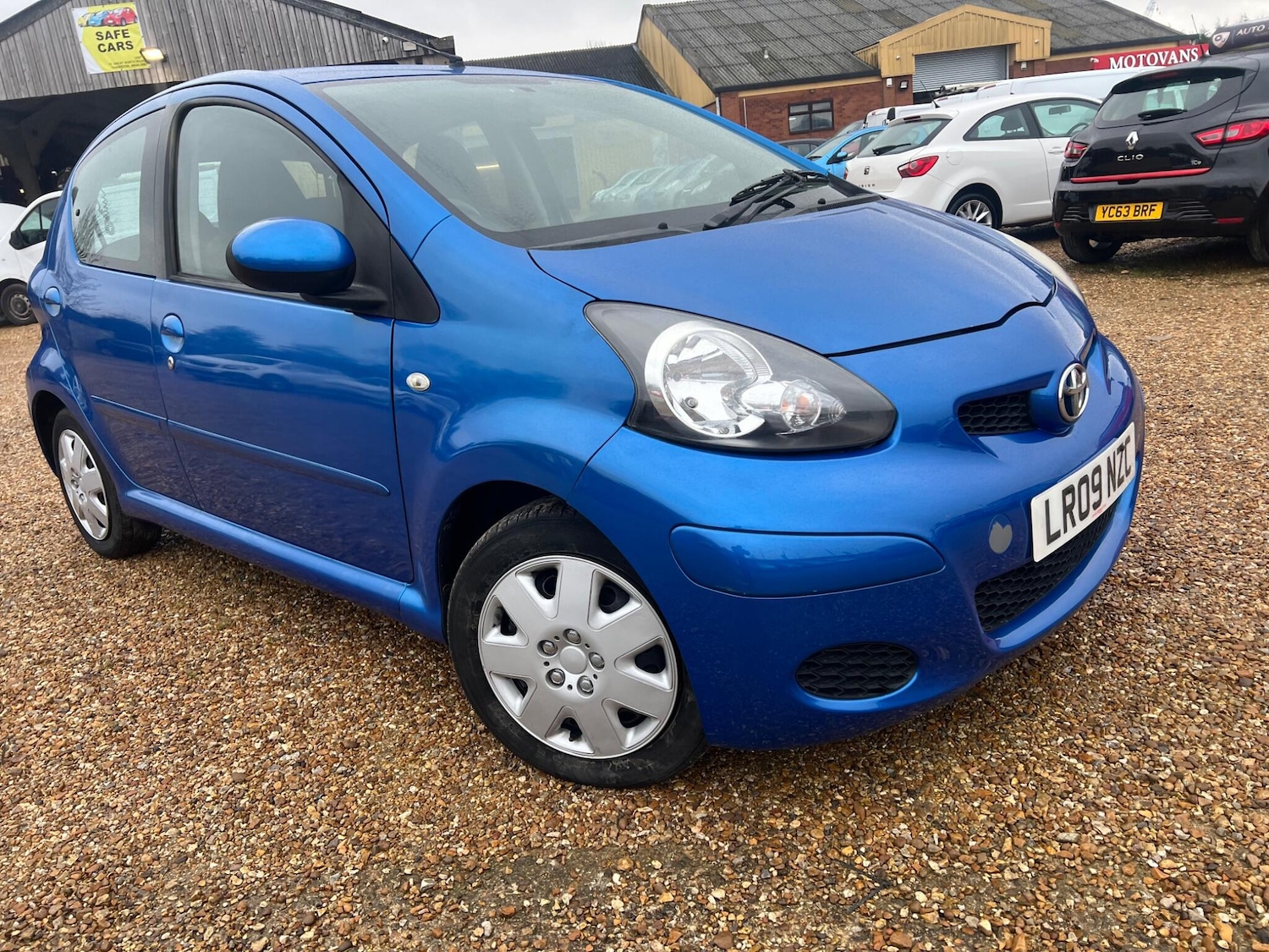 Used Toyota AYGO 2009 for sale - 77253960: Photo 20