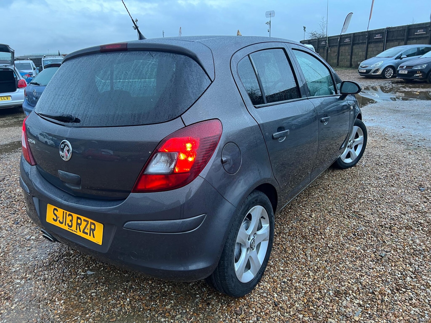 Used Vauxhall Corsa 2013 for sale - 77468348: Photo 3