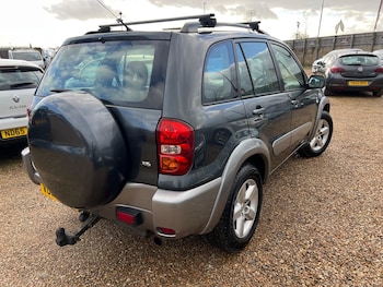 Used Toyota RAV4 2004 for sale - 77823595: Photo