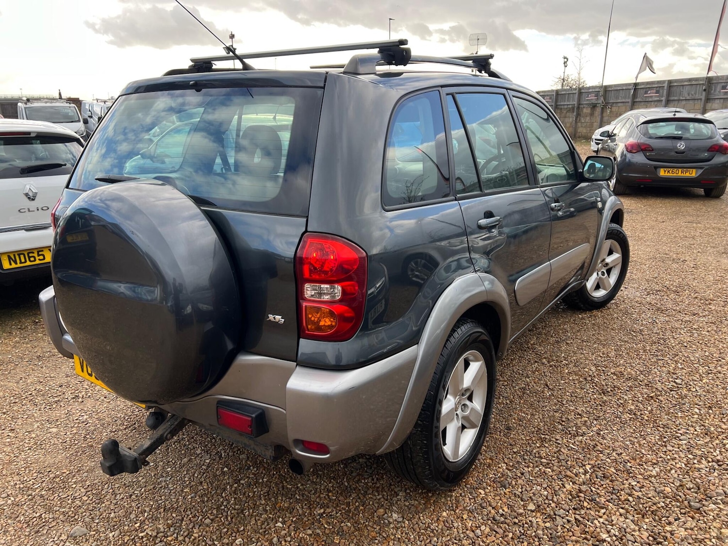Used Toyota RAV4 2004 for sale - 77823595: Photo 8