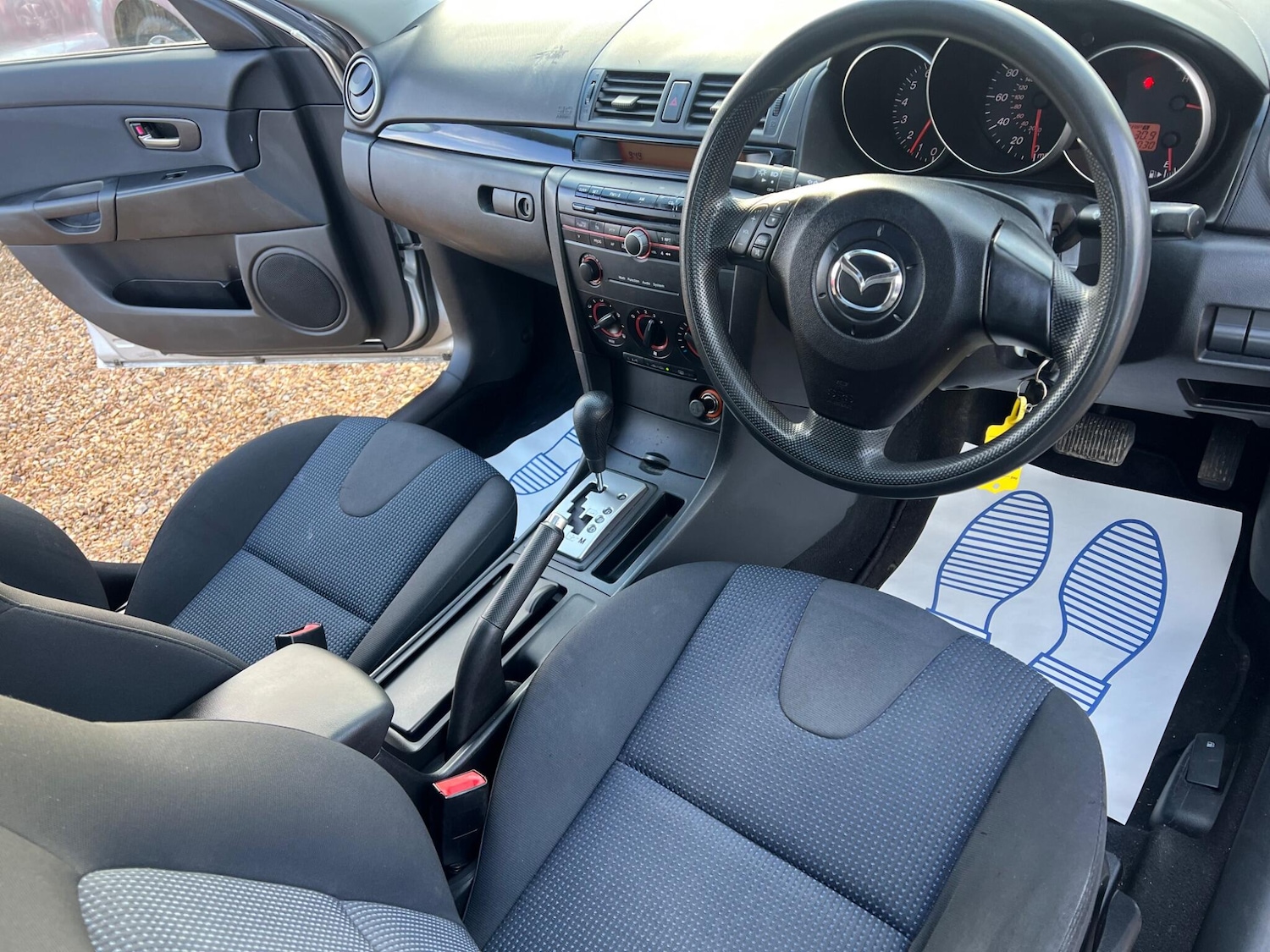 Used Mazda Mazda3 2005 for sale - 77315106: Photo 23