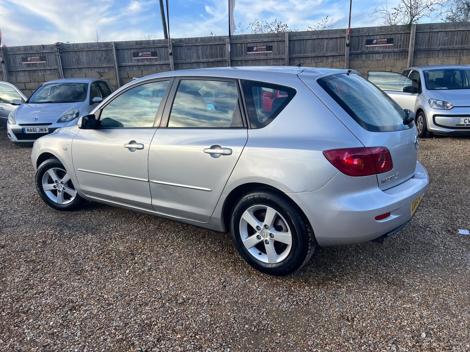 Used Mazda Mazda3 2005 for sale - 77315106: Photo 9