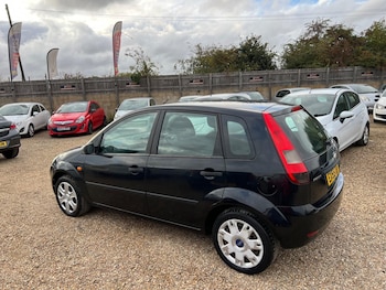 Used Ford Fiesta 2005 for sale - 75720751: Photo