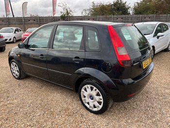 Used Ford Fiesta 2005 for sale - 75720751: Photo