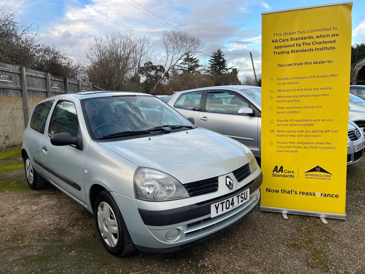 Used Renault Clio 2004 for sale - 77696181: Photo 1
