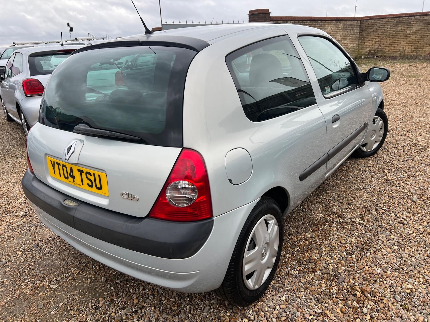 Used Renault Clio 2004 for sale - 77696181: Photo 12