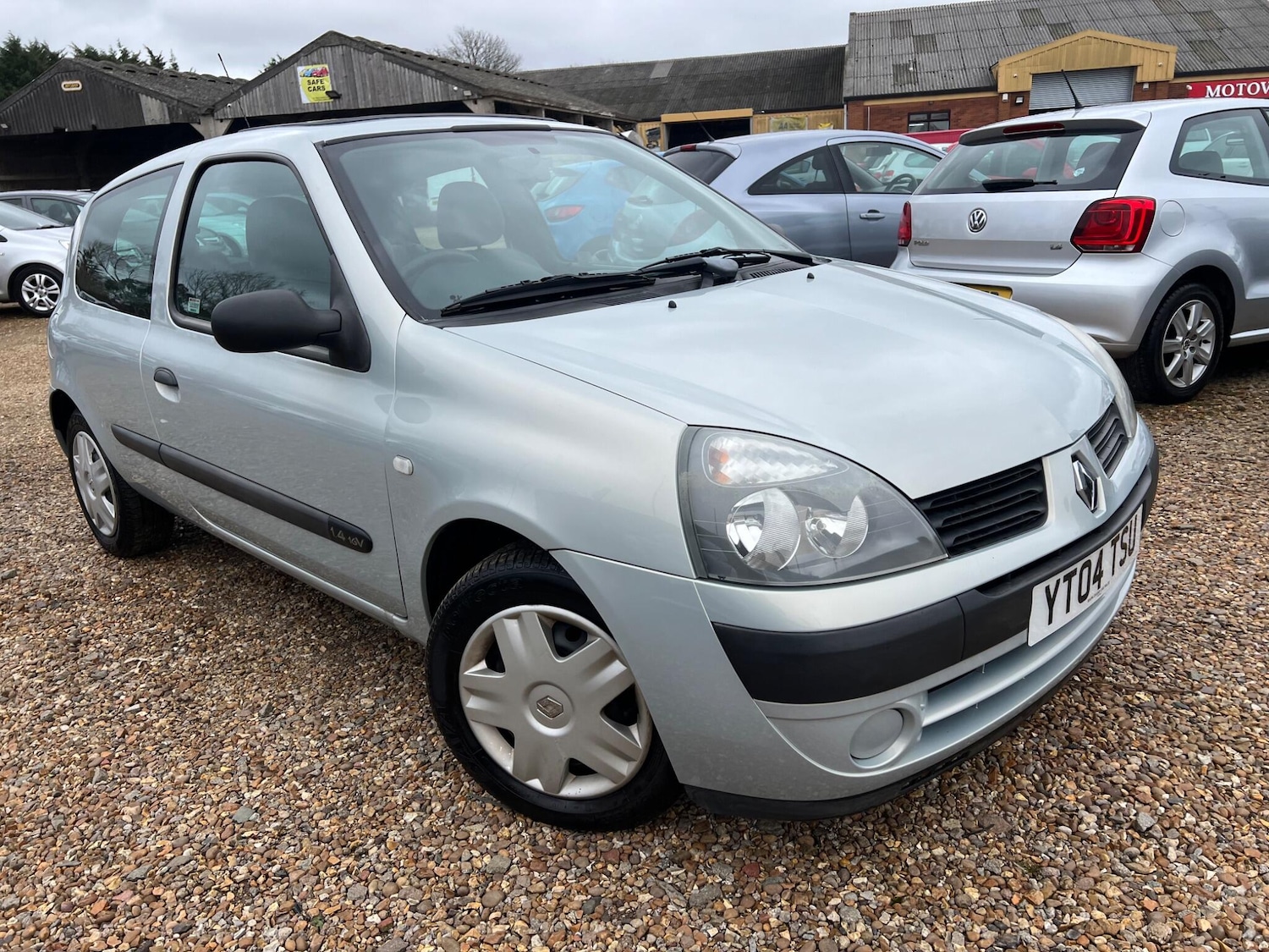 Used Renault Clio 2004 for sale - 77696181: Photo 17
