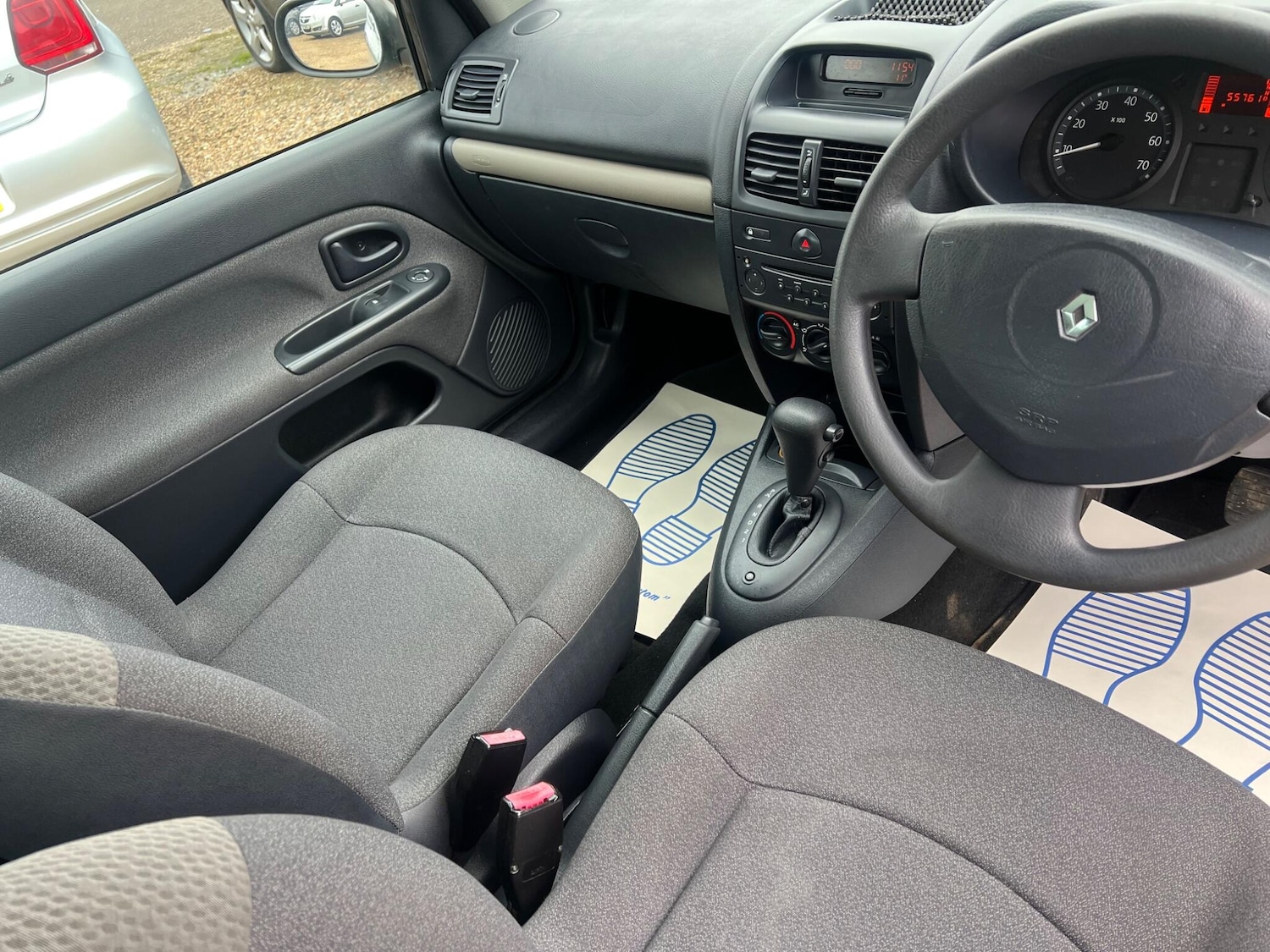 Used Renault Clio 2004 for sale - 77696181: Photo 22