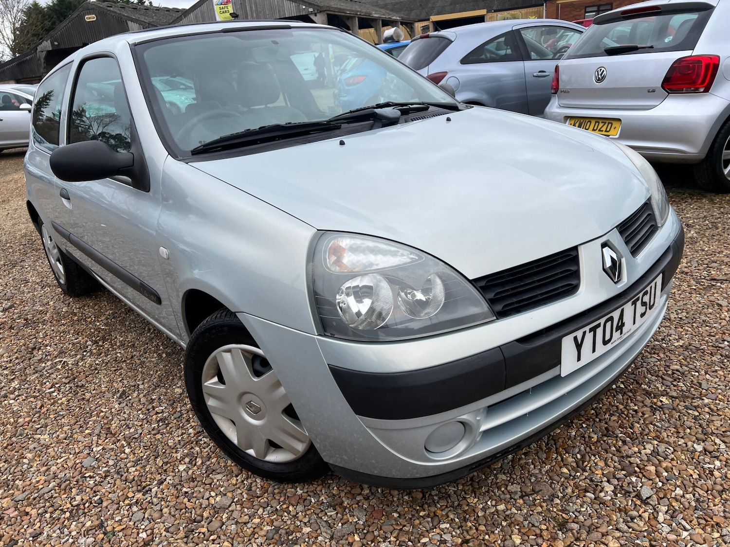 Used Renault Clio 2004 for sale - 77696181: Photo 4
