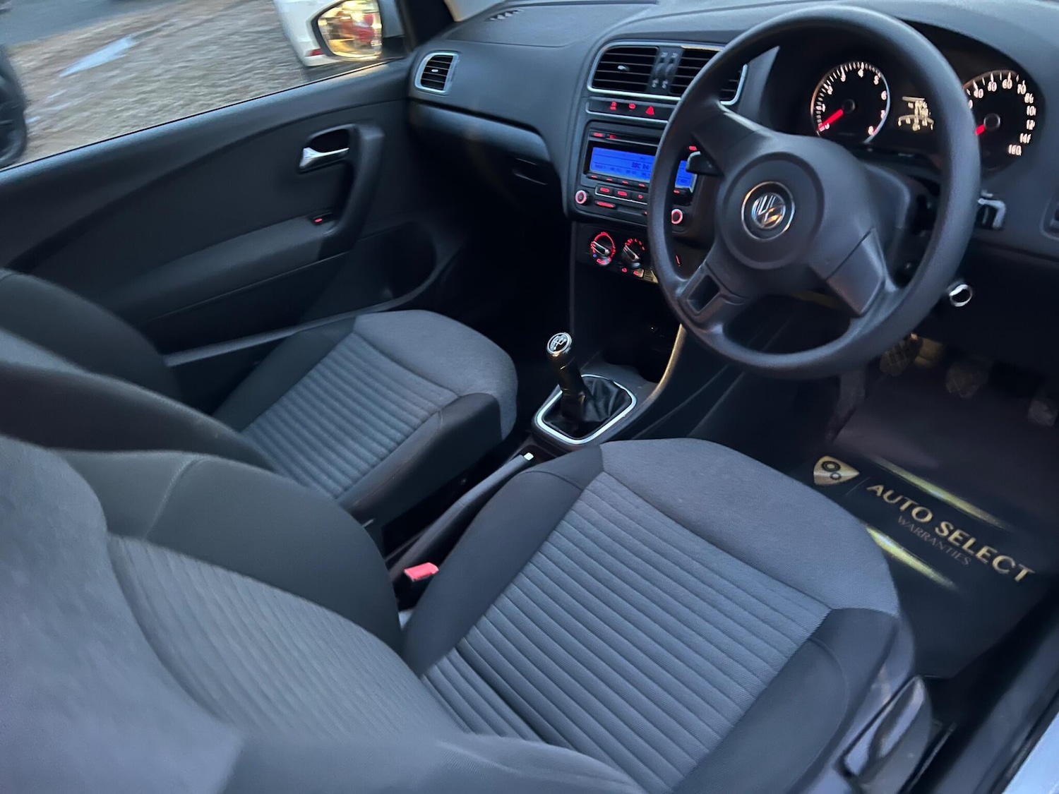 Used Volkswagen Polo for sale - 76996130: Photo 25