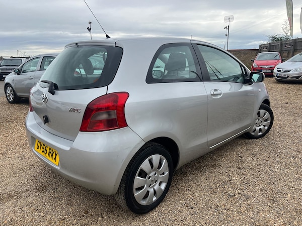 Used Toyota Yaris 2006 for sale - 75327437: Photo 2