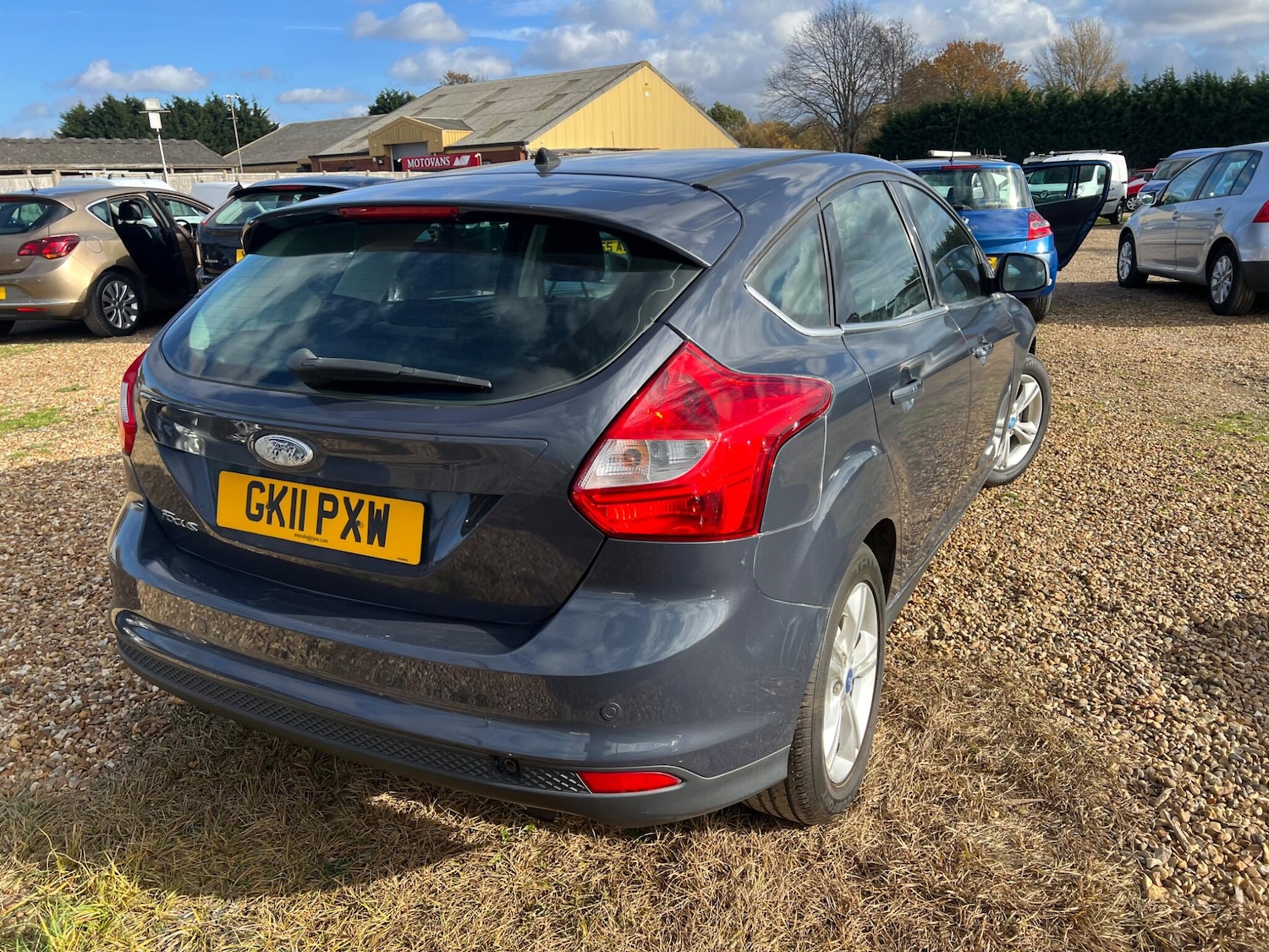 Used Ford Focus 2011 for sale - 76473096: Photo 5